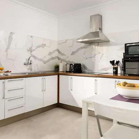 And Spacious With Parking On-site *