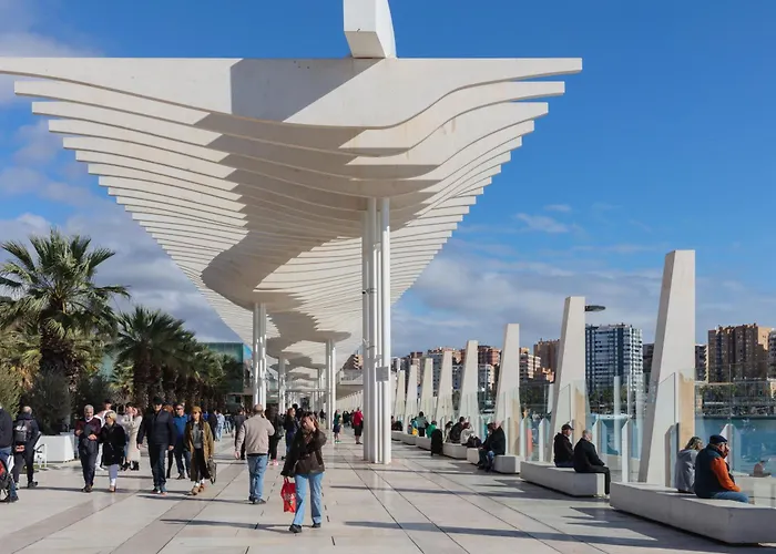 And Spacious With Parking On-site Malaga