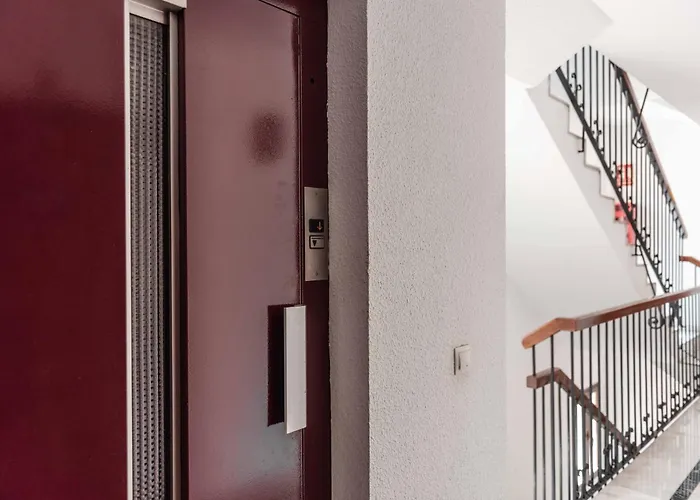 And Spacious With Parking On-site Apartment Malaga